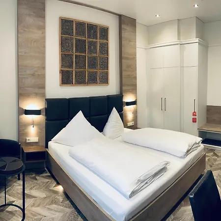 Thea Am Rosengarten Hotel 3*
