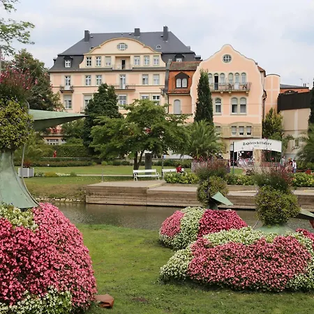 Thea Am Rosengarten 3*