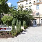 فندق Thea Am Rosengarten سيئة كيسينجين