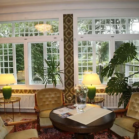 Otel Thea Am Rosengarten 3*