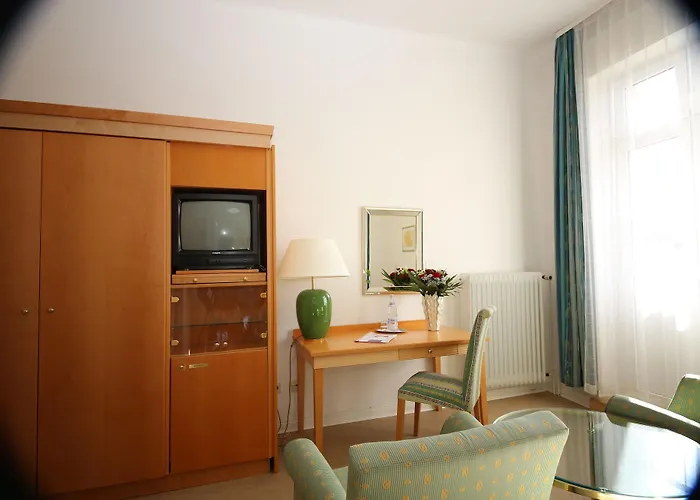 Hotel Thea Am Rosengarten 3*